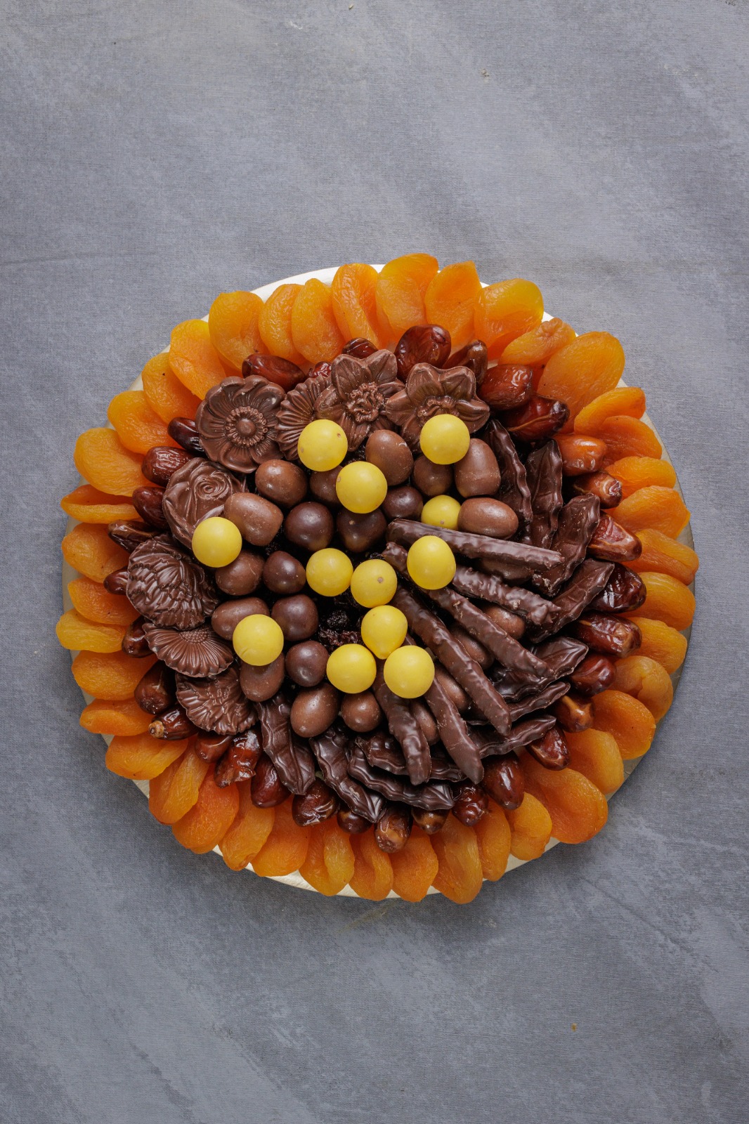 Bandeja de Frutas Secas y Chocolate Grande