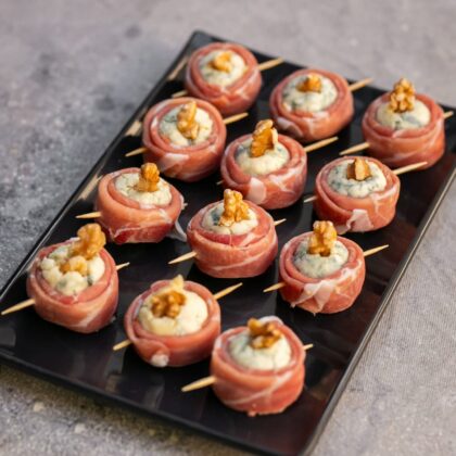 Pincho jamón crudo y queso azul