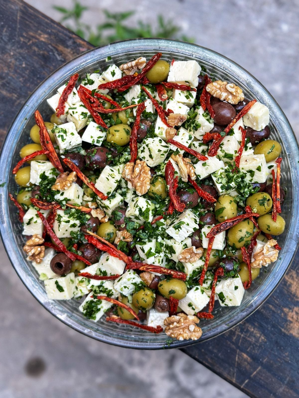 Queso Feta marinado Al Pesto