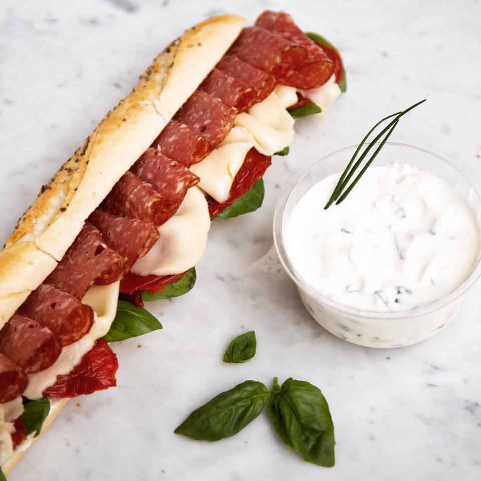 Sandwich salame ahumado