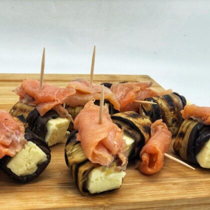 Pincho salmón y queso feta