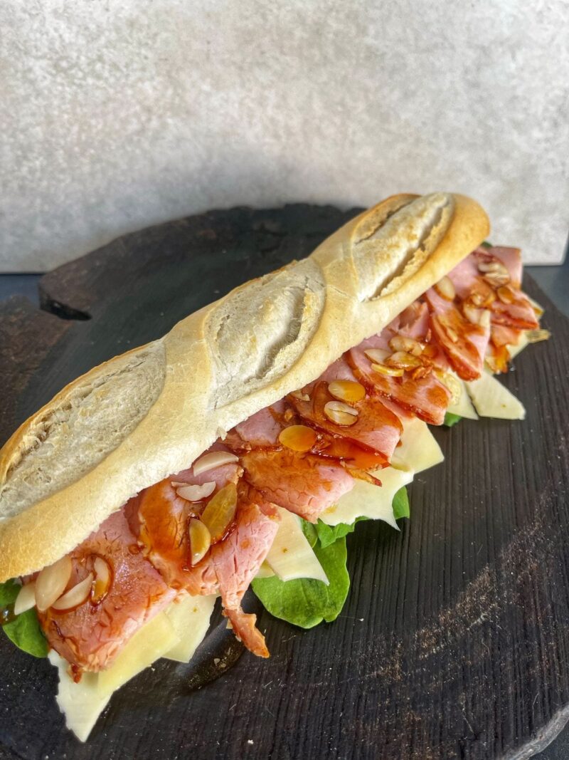 Sandwich de Lomo Acaramelado